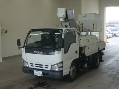 Isuzu ELF