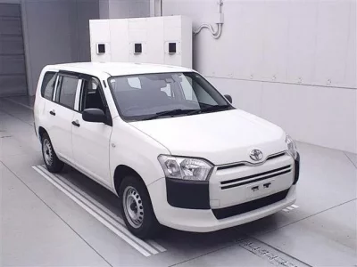 Toyota SUCCEED