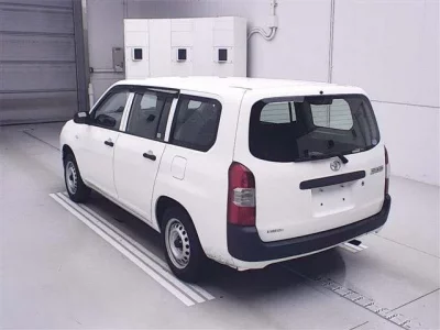 Toyota SUCCEED