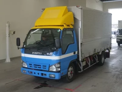Isuzu ELF