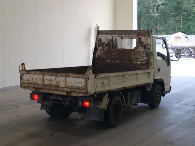Isuzu ELF TRUCK
