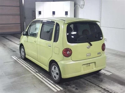 Daihatsu MOVE LATTE