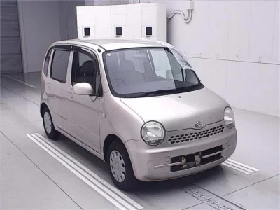Daihatsu MOVE LATTE