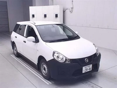 Nissan AD