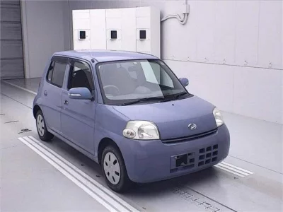 Daihatsu Esse