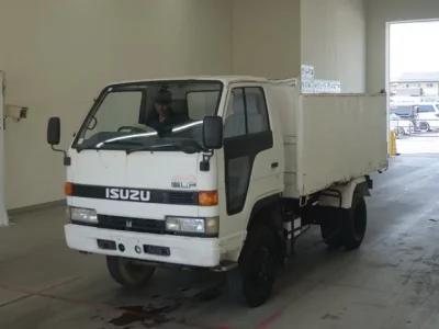Isuzu ELF