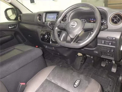 Nissan CARAVAN VAN