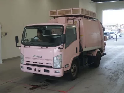 Isuzu ELF