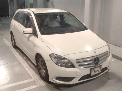 Mercedes-Benz B CLASS