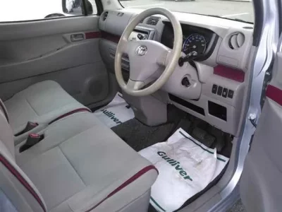 Toyota PIXIS SPACE