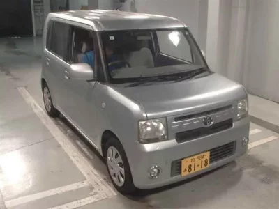 Toyota PIXIS SPACE