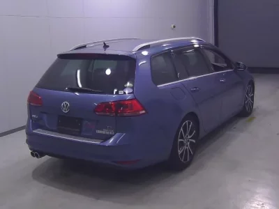 Volkswagen GOLF VARIANT