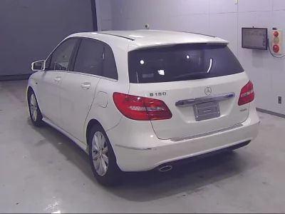 Mercedes-Benz B CLASS