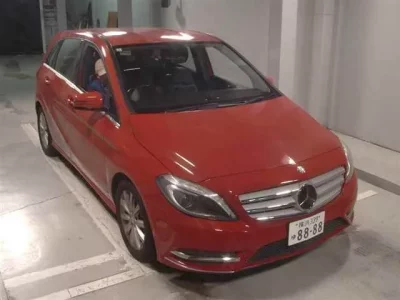 Mercedes-Benz B CLASS