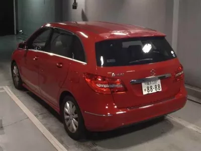 Mercedes-Benz B CLASS