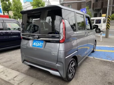 Nissan ROOX