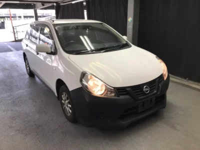 Nissan AD