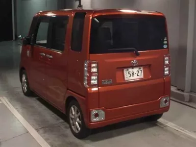 Toyota PIXIS MEGA