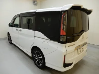 Honda STEP WAGON