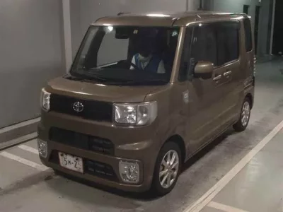 Toyota PIXIS MEGA