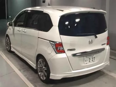 Honda FREED