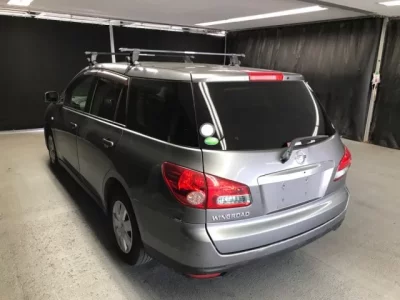Nissan WINGROAD