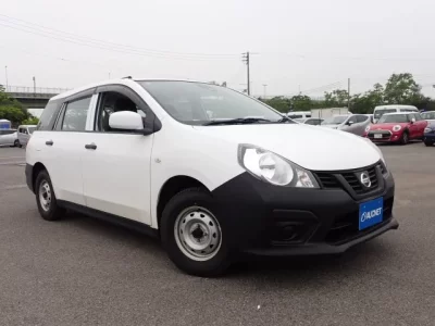 Nissan AD
