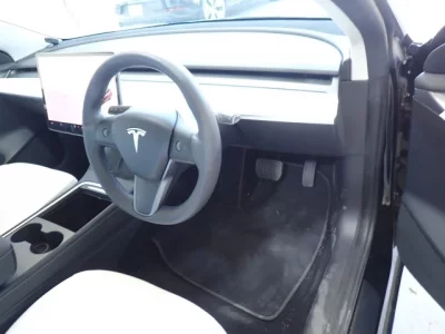 Tesla MODEL3
