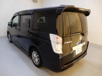 Honda STEP WAGON