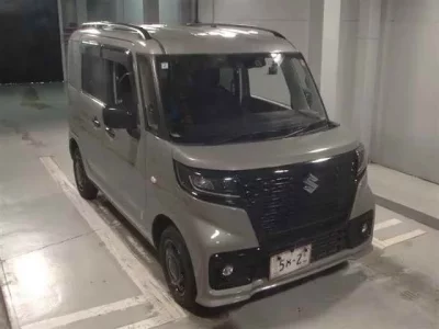 Suzuki SPACIA BASE