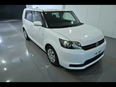 Toyota COROLLA RUMION