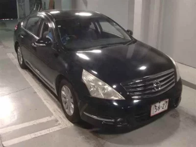Nissan TEANA