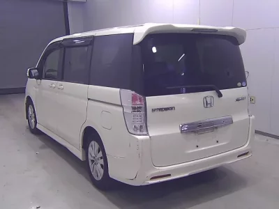 Honda STEP WAGON