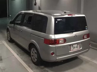 Nissan LAFESTA