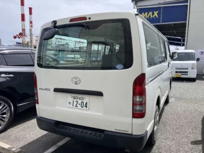 Toyota REGIUS ACE VAN