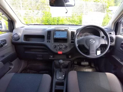 Nissan AD