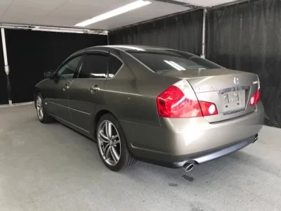 Nissan FUGA