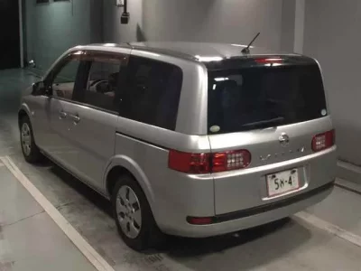 Nissan LAFESTA