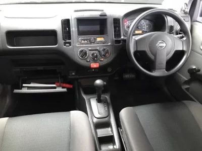 Nissan AD