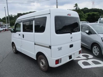 Nissan CLIPPER VAN