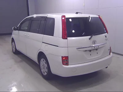 Toyota ISIS