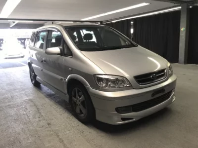 Subaru TRAVIQ