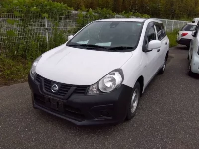 Nissan AD