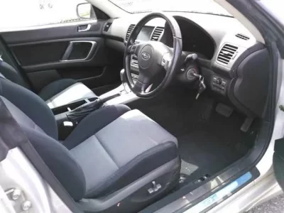 Subaru LEGACY B4