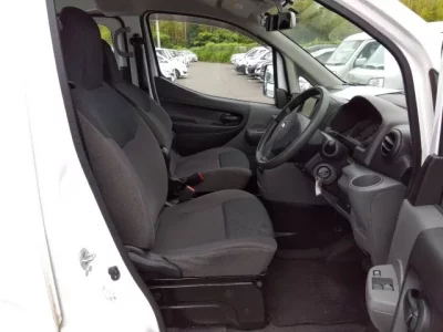 Nissan NV200