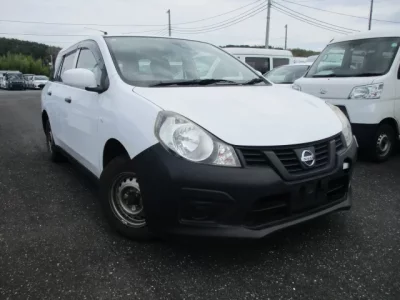 Nissan AD
