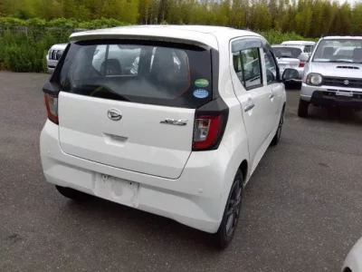Daihatsu MIRA E S