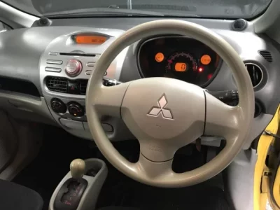 Mitsubishi I
