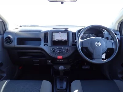 Nissan AD