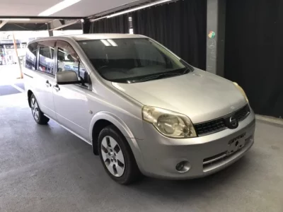 Nissan LAFESTA